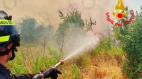 emergenza-incendi-in-irpinia-30-interventi-dei-vigili-del-fuoco