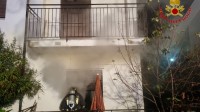 incendio-abitazione-a-castel-baronia-l-intervento-dei-vigili-del-fuoco