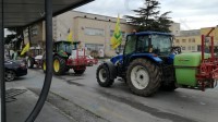 trattori-in-strada-per-sanificare-la-citta-di-benevento