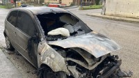 auto-in-fiamme-nella-notte-a-benevento