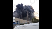 maxi-incendio-ad-airola-fiamme-nella-zona-industriale