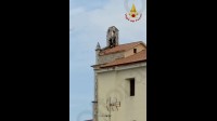 vigili-del-fuoco-mettono-in-sicurezza-il-campanile-della-chiesa-madre-di-paduli