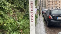 benevento-corso-dante-belli-i-nuovi-lampioni-ma-una-giungla-di-pali