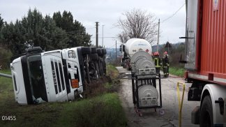 cisterna-gas-ribaltata-in-corso-operazioni-di-travaso-nella-zona-evacuata