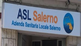 folle-ai-centri-vaccinali-asl-mette-in-campo-altri-dipendenti