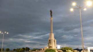 Luci spente e lumini da cimitero accesi: parte la protesta nei negozi -   Salerno