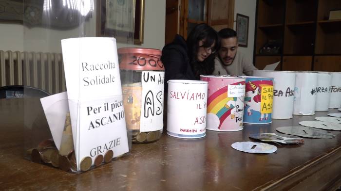 solidarieta per ascanio tremila euro dai commercianti