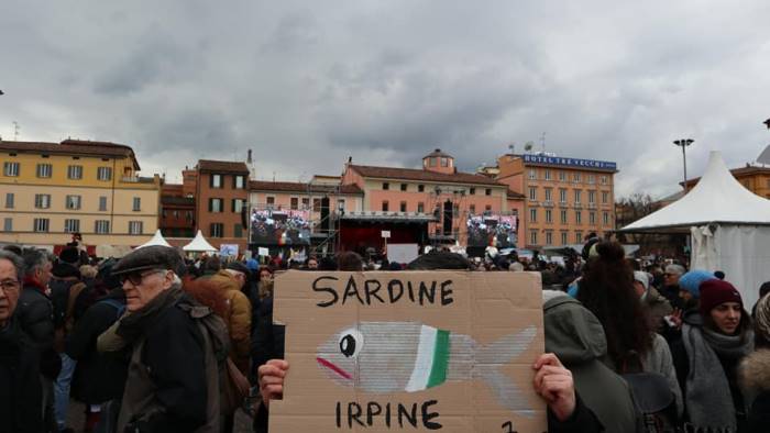 sardine per la pace assemblea pubblica al centro storico