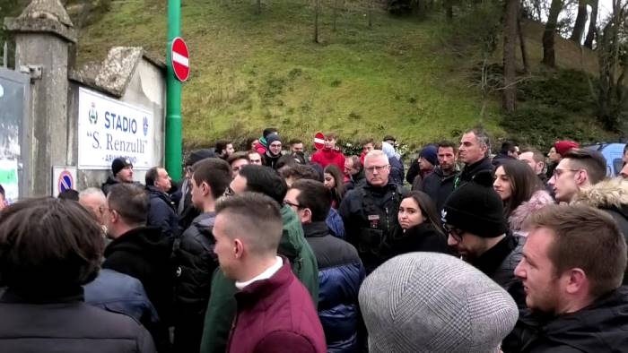 ariano domenica da incubo e proteste allo stadio video