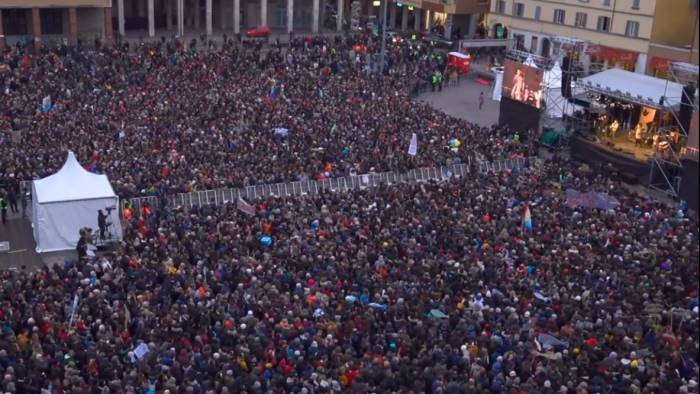 regionali e adesso le sardine in campania per chi votano