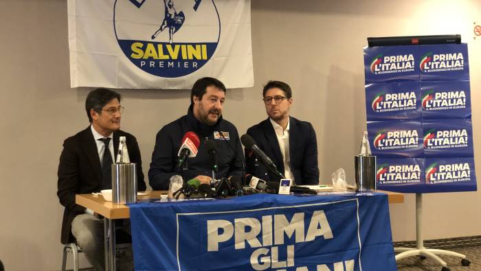 salvini de luca pensi a combattere la camorra