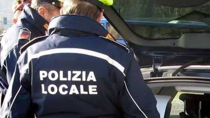 agropoli allontanato un parcheggiatore abusivo