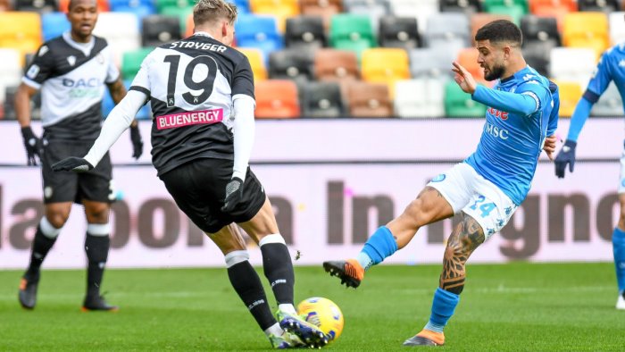 napoli in extremis con udinese vincono lazio e verona