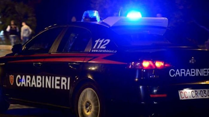 rapine a tabacchi e distributore arrestato 25enne