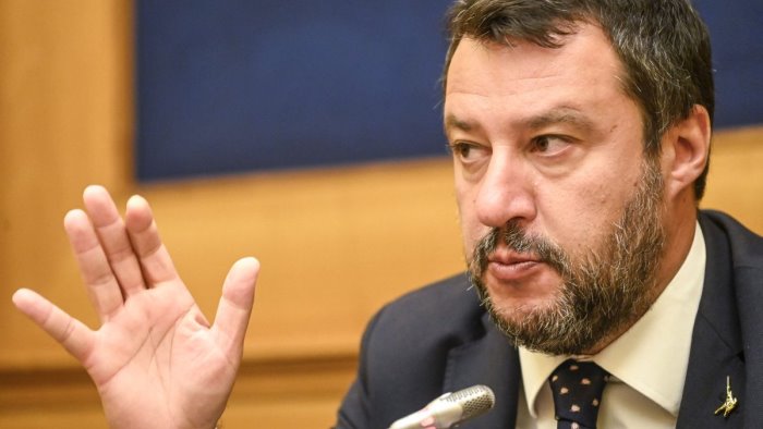 salvini conte avrebbe gia dovuto dimettersi