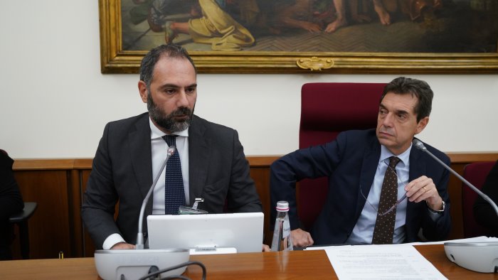 napoli la commissione csm maresca ha diritto di candidarsi