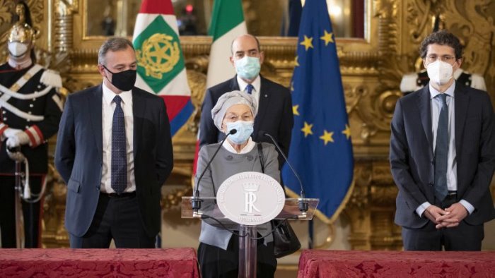 governo bonino si a nuovo premier con maggioranza ursula