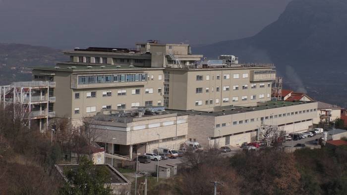 covid boom di contagi in ospedale pazienti trasferiti