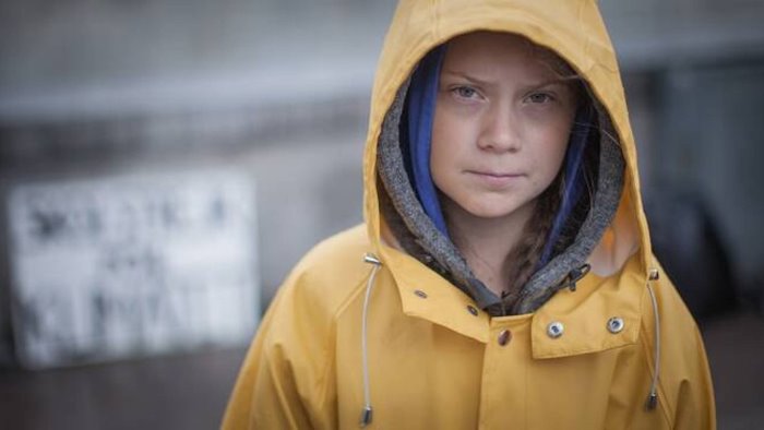 oggi compie 18 anni greta thunberg la battaglia continua