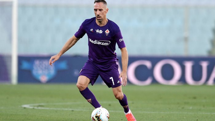 torino fiorentina 1 1 i viola chiudono in nove