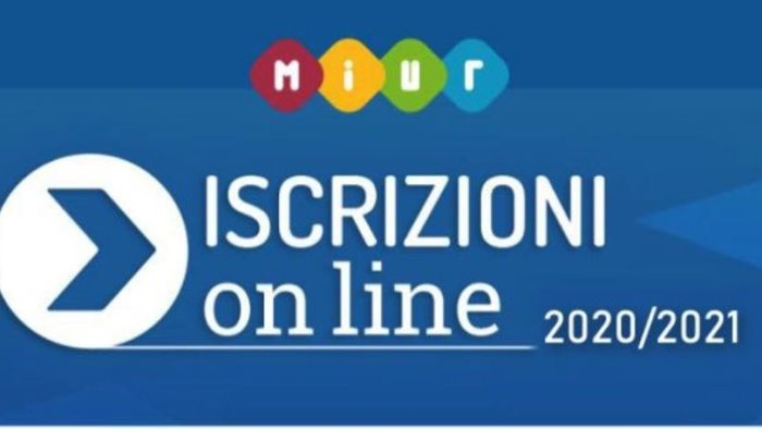 scuola da oggi al via le iscrizioni online