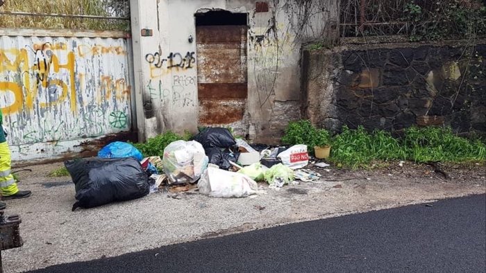 battipaglia rimossa la discarica abusiva in via valsecchi