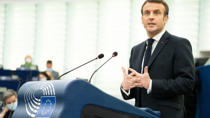 ue macron ambiente e aborto nella carta dei diritti fondamentali