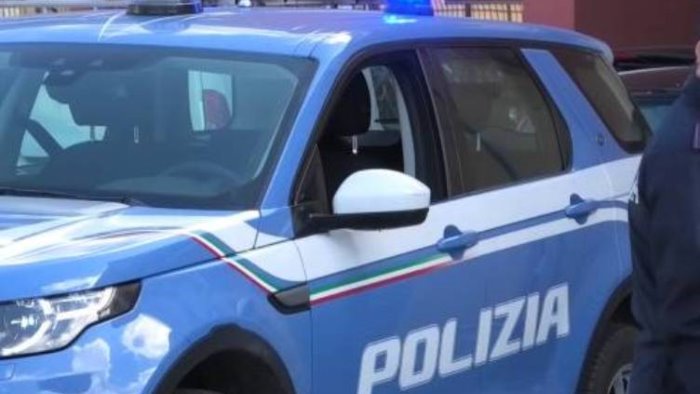 detenzione illecita di sostanze stupefacenti arrestato un 21enne