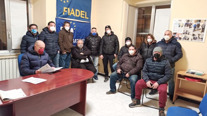 ricollocazione lavoratori la fabbrica chiesto un incontro a comune e societa