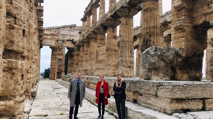 parco archeologico di paestum prima visita della direttrice tiziana d angelo