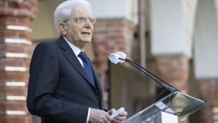 mattarella rispettare il parlamento non mi sottraggo ai miei doveri