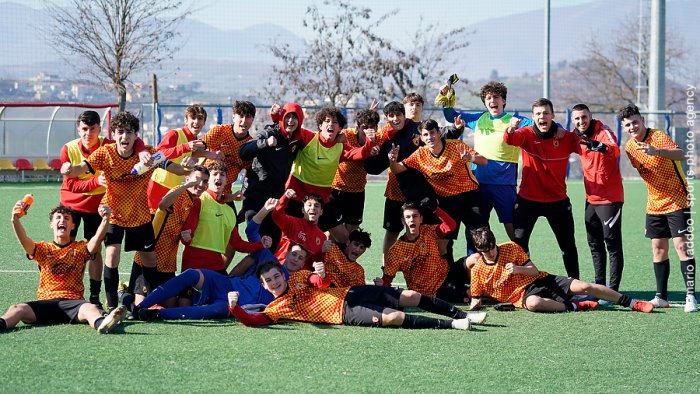 under 17 una doppietta di perlingieri piega il lecce foto