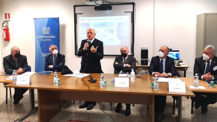 presentato il corso per i sistemi meccatronici al galilei di palo di salerno