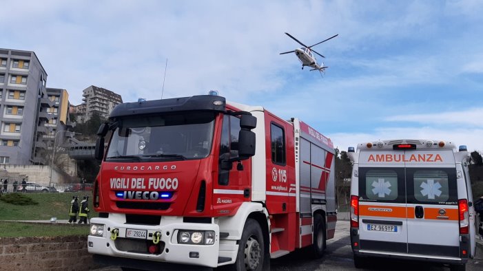 frangipane in emergenza donna incinta positiva e anziana trasferita a pagani