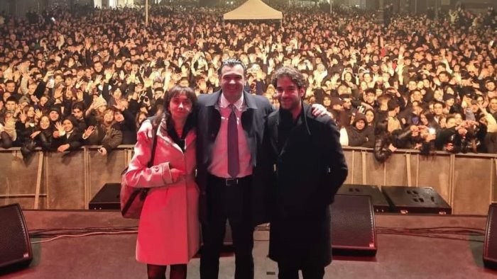 capodanno con clementino in migliaia al corso festa emozione straordinaria