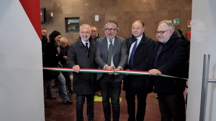 caserta inaugurati infopoint e biglietteria di air campania