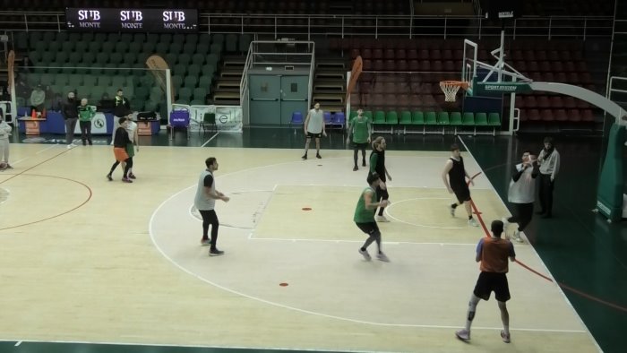 ivpc delfes avellino pronto un nuovo colpo per il ruolo di playmaker