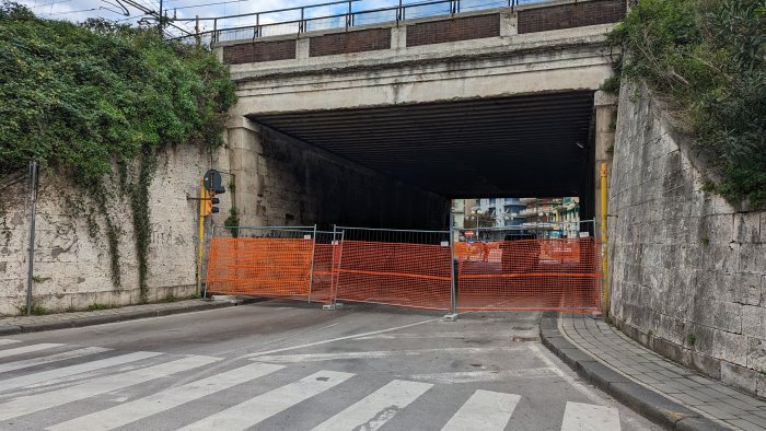 lavori in corso al sottopasso di torrione disagi per il trasporto pubblico