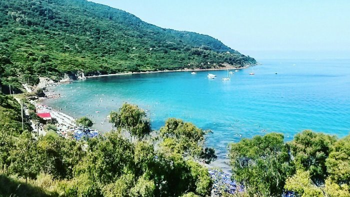 arena del mare alla baia di trentova ancora polemiche ad agropoli