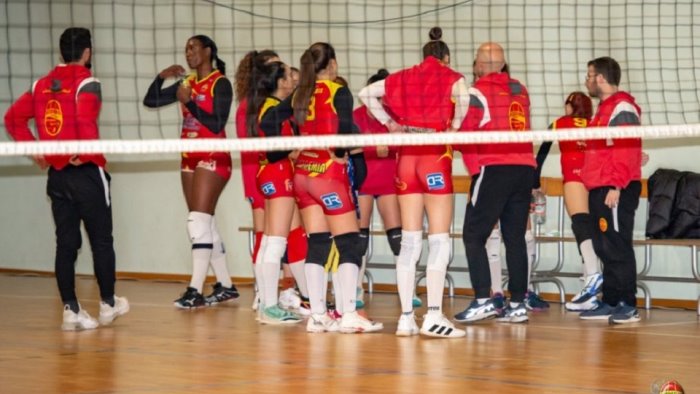 accademia volley a roma arriva una sconfitta al quinto set