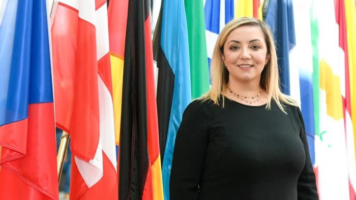 violenza di genere adinolfi l ue ratifichera la convenzione di istanbul