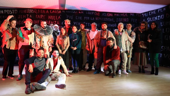 il teatro in carcere a sant angelo dei lombardi in scena alterazioni