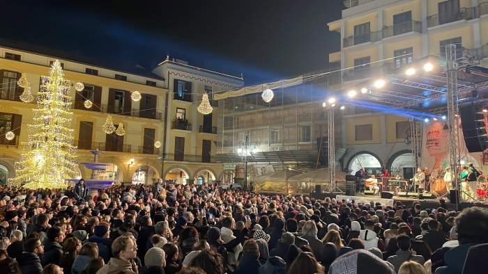 cava de tirreni strapiena grande successo per la notte bianca