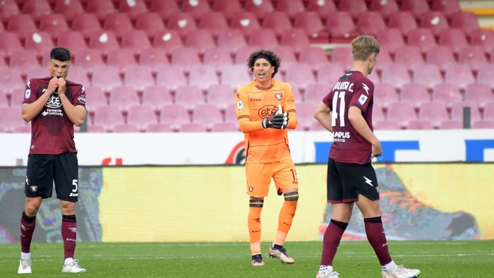 salernitana torino 1 1 le pagelle ochoa infinito