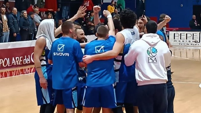 basket serie b la geko psa sant antimo passa a cassino 75 81