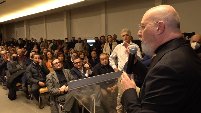 bonaccini ad avellino voglio un pd popolare e i candidati li scegliete voi