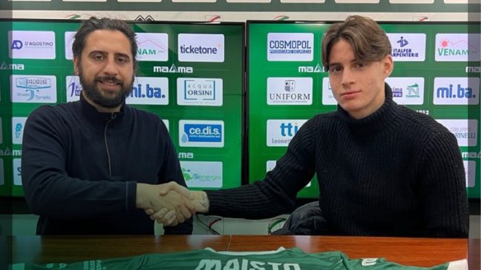 avellino primo contratto da professionista per francesco maisto