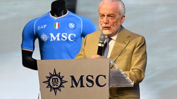 de laurentiis ha voglia del colpo immediato si lavora per il si di samardzic