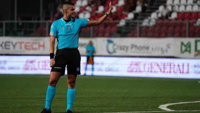 l arbitro di avellino juve stabia pronto per il terzo derby campano