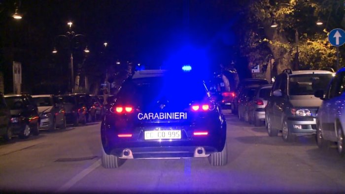 corse clandestine in auto denunciati due giovani avellinesi